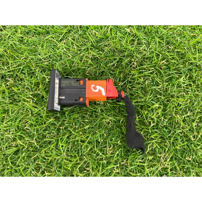 Кнопка парктроника (электрика / кнопки) Volkswagen Touareg NF 2012 3.0 7P6927122