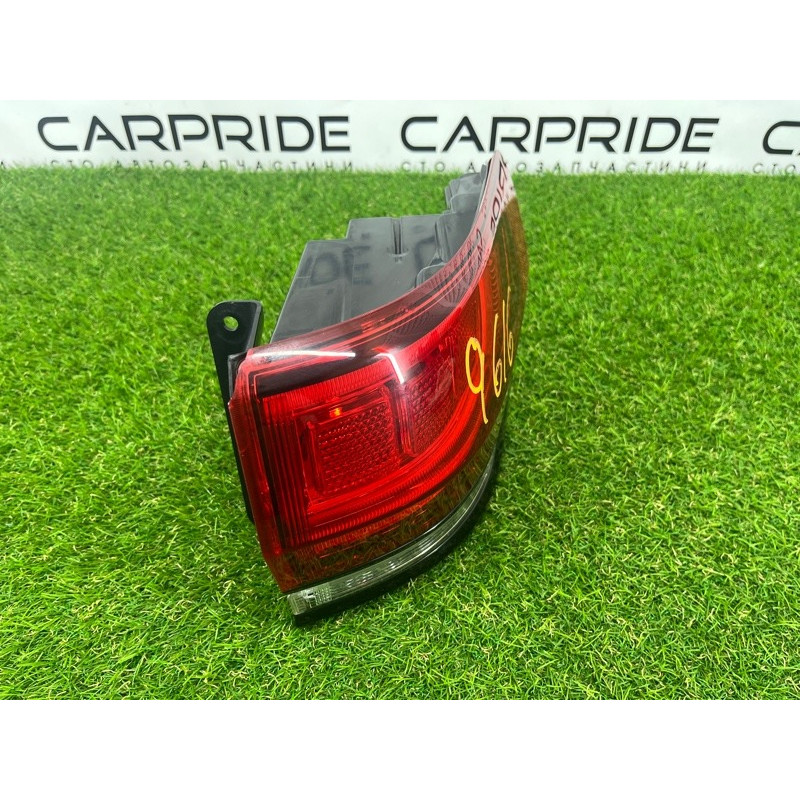 Задний фонарь (оптика) Jeep Grand Cherokee WK2 2016 3.6 68142942AF