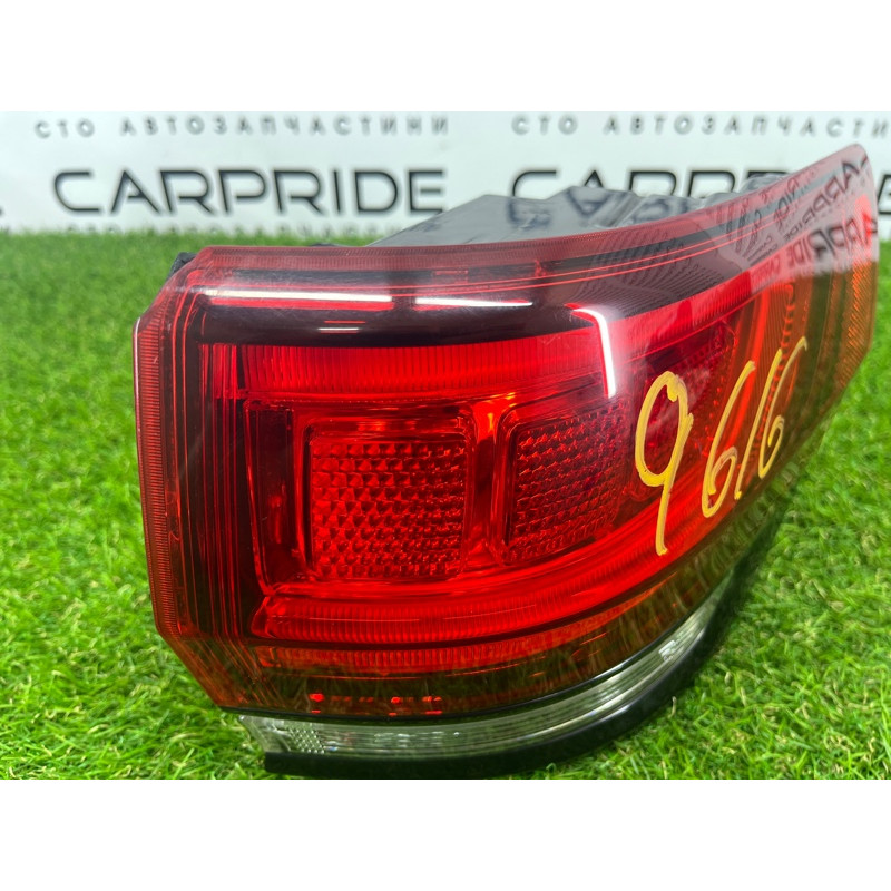 Задний фонарь (оптика) Jeep Grand Cherokee WK2 2016 3.6 68142942AF