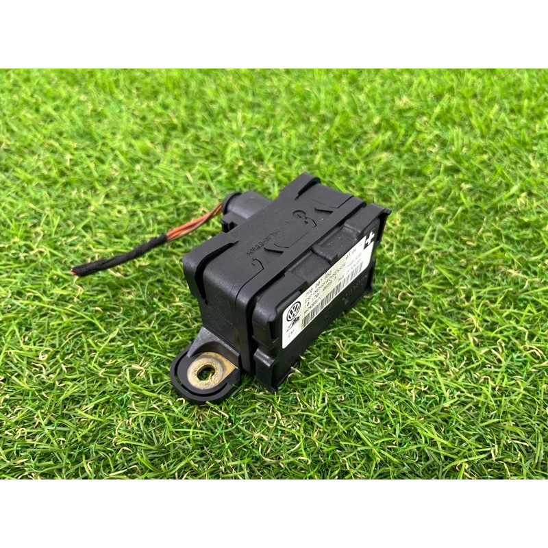 Датчик поперечного ускорения (ESP) (электрика / датчики) AUDI Q7 4L 2014 3.0 TFSi CTWB 7P0907652