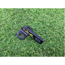 Ответная часть замка багажника