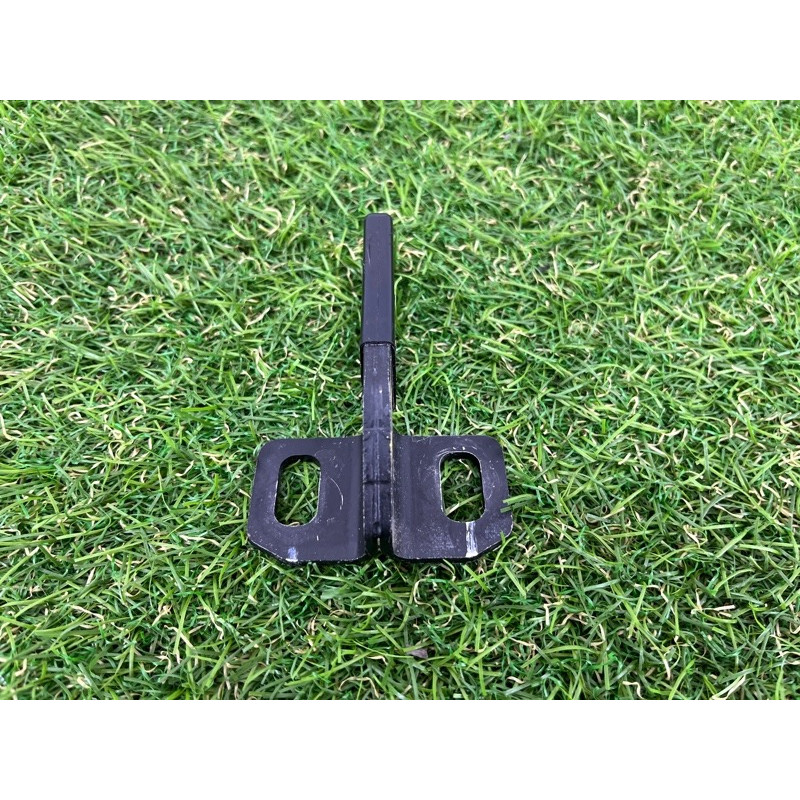 Ответная часть замка багажника (кузов и элементы) BMW X5 E70 2012 3.0 N55 51247149629