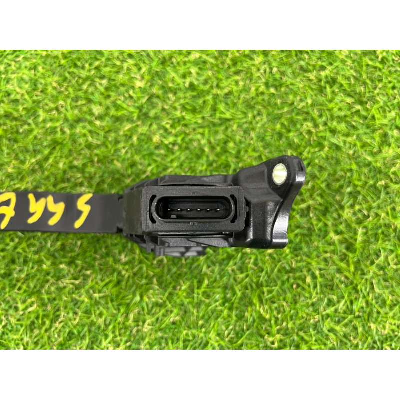 Педаль газа (электрика двигателя) AUDI Q7 4M 2018 3.0 TFSi 8W1723523