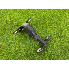 Петля багажника