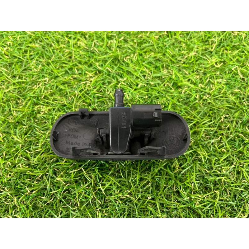 Форсунка омывателя (кузов и элементы) Volkswagen Touareg NF 2012 3.0 5M0955986C9B9