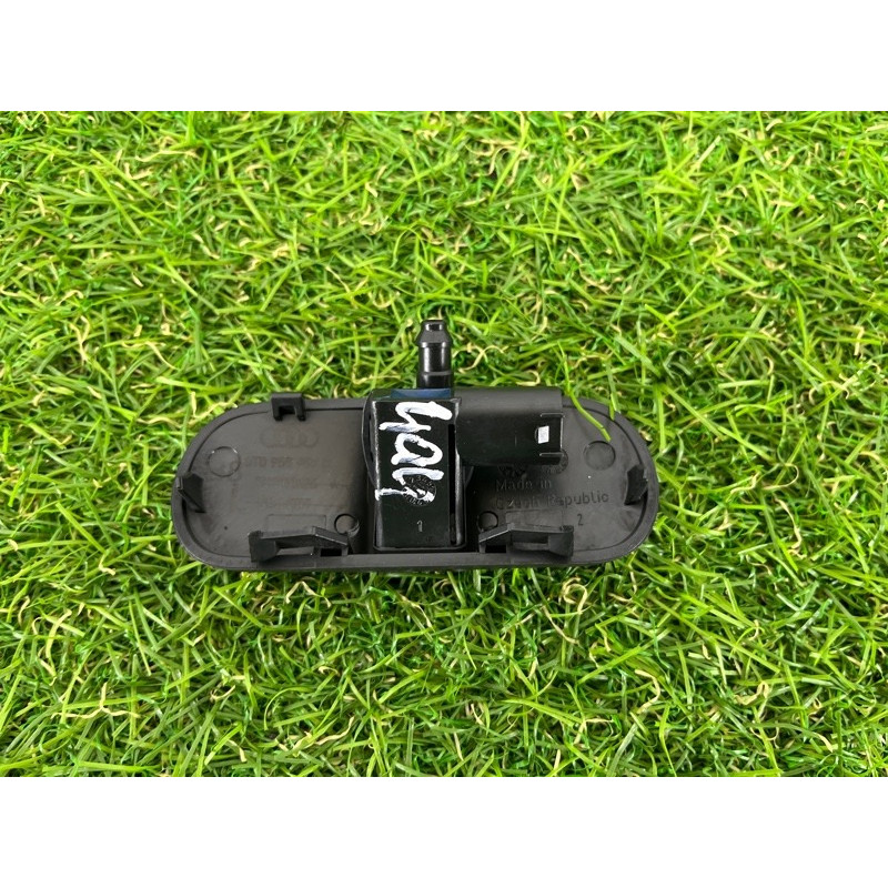 Форсунка омывателя (кузов и элементы) AUDI A4 B8 2012 2.0 TFSI 8T0955987B