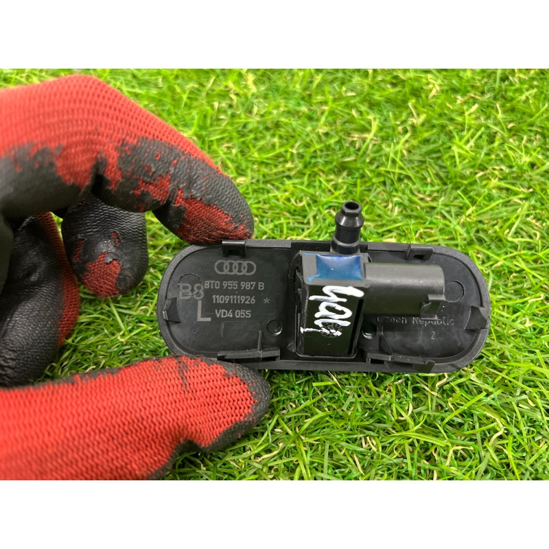 Форсунка омывателя (кузов и элементы) AUDI A4 B8 2012 2.0 TFSI 8T0955987B