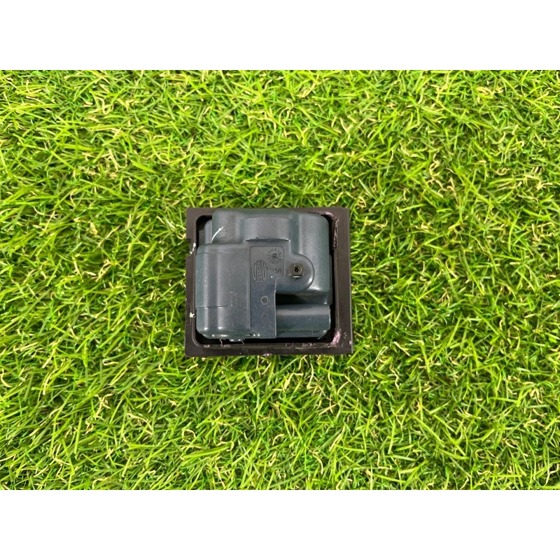 Привод лючка топливного бака (электрика) Jeep Grand Cherokee WK2 2017 3.6 68148795AF