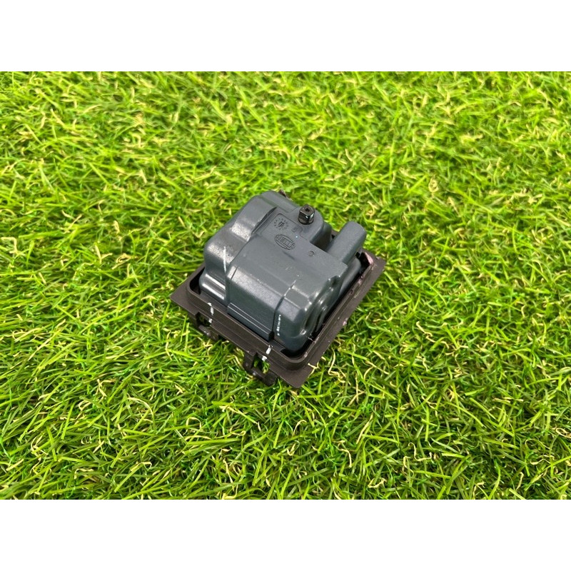 Привод лючка топливного бака (электрика) Jeep Grand Cherokee WK2 2017 3.6 68148795AF