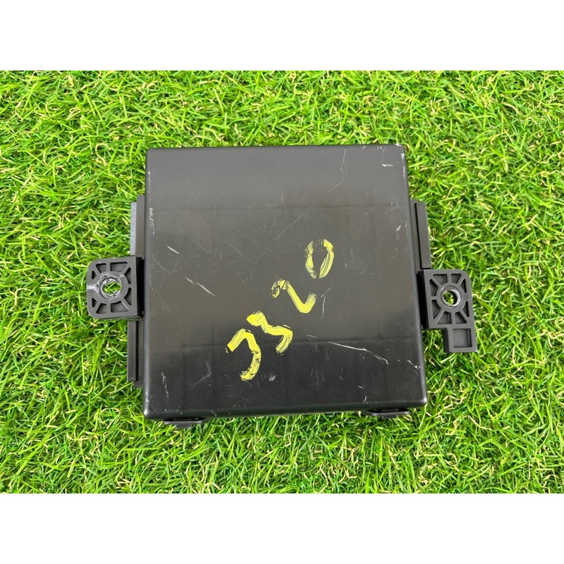 Блок бесключевого доступа (электрика / блок управления) Jeep Grand Cherokee WK2 2017 3.6 68211124AF