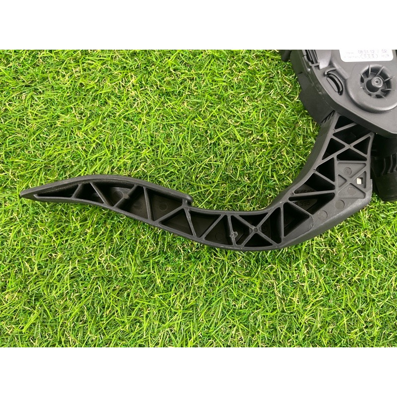 Педаль газа (электрика двигателя) AUDI A4 B8 2012 2.0 TFSI 8K1723523A