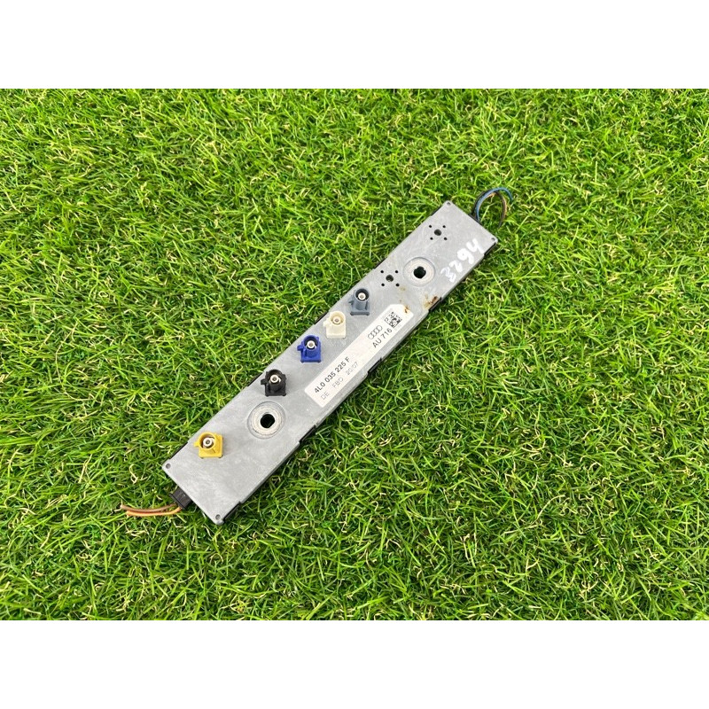 Усилитель антенны (электрика) AUDI Q7 4L 2007 3.6 4L0035225E