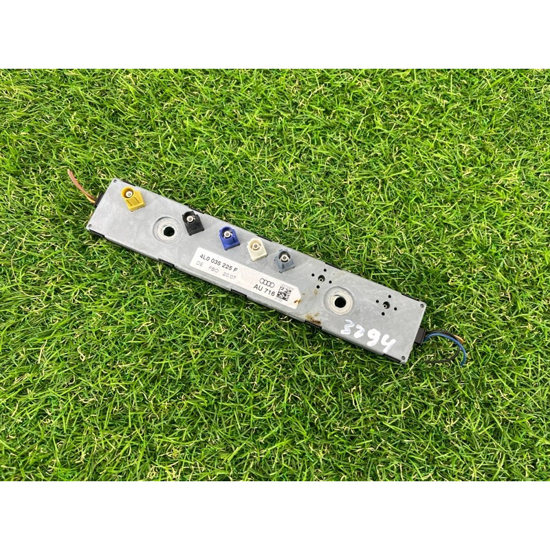 Усилитель антенны (электрика) AUDI Q7 4L 2007 3.6 4L0035225E