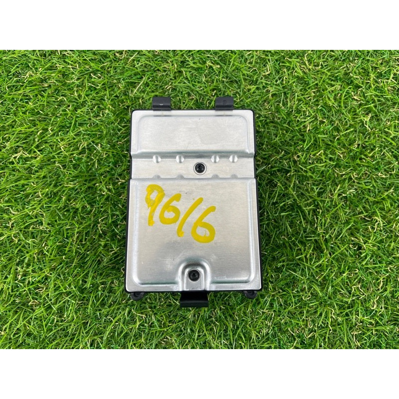 Блок управления крышки багажника (электрика / блоки управления) Jeep Grand Cherokee WK2 2016 3.6 68140669AE