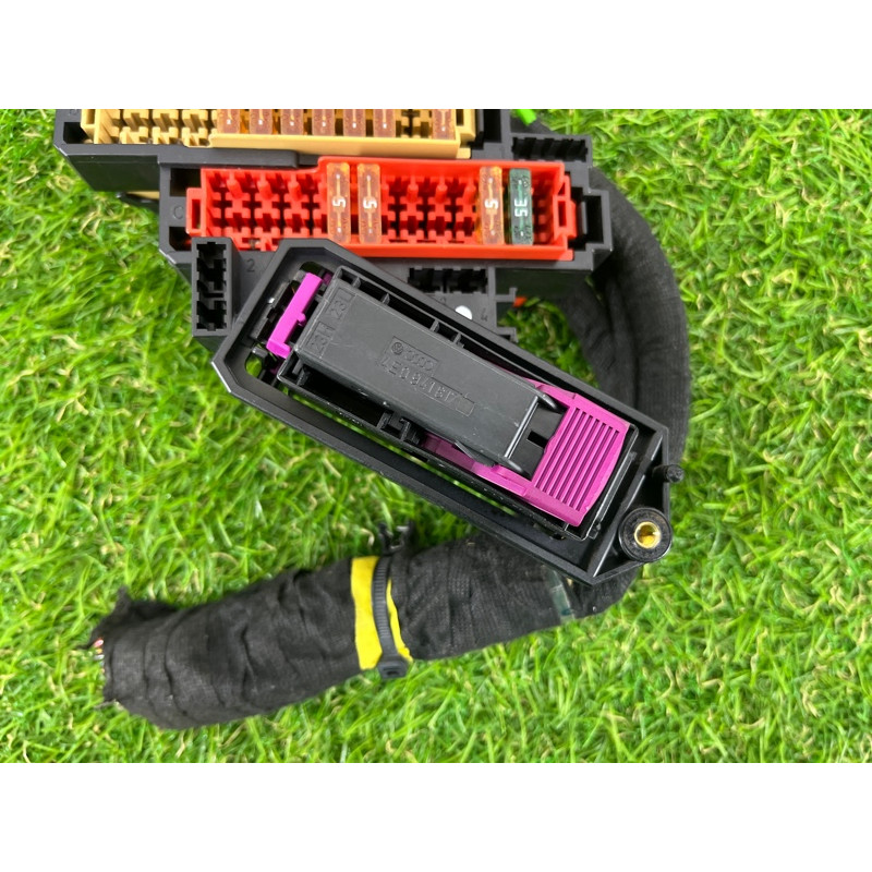 Блок предохранителей (электрика) AUDI Q7 4L 2007 3.6 4L0971846