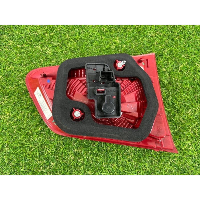 Задний фонарь (оптика) Volkswagen Touareg NF 2012 3.0 7P6945094C