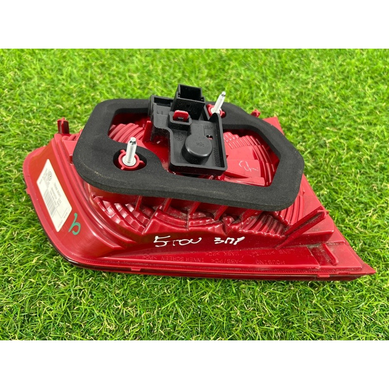 Задний фонарь (оптика) Volkswagen Touareg NF 2012 3.0 7P6945094C