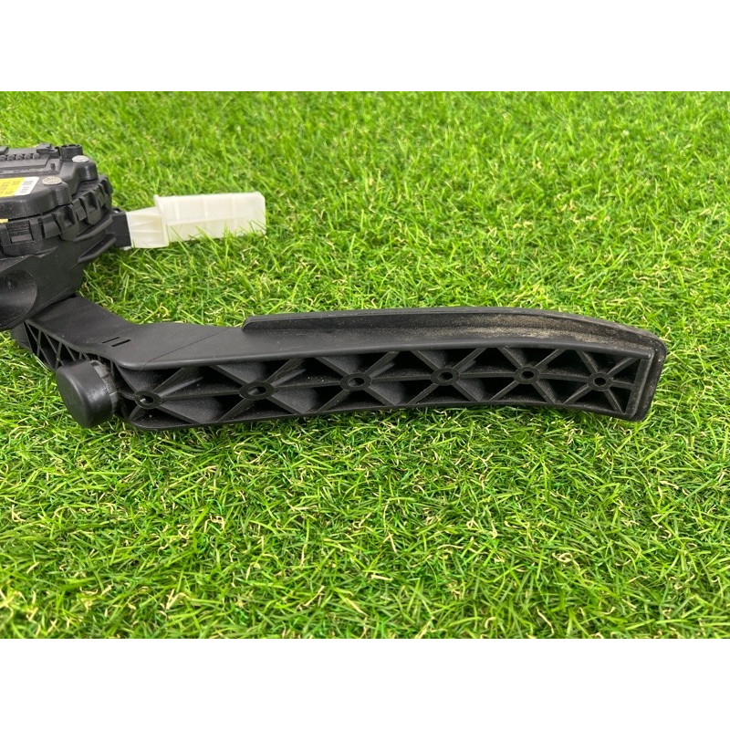 Педаль газа (электрика двигателя) Volkswagen Touareg NF 2012 3.6 7L0723507D