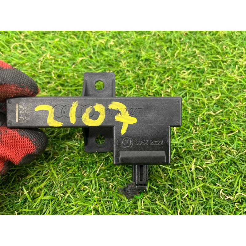 Антенна бесключевого доступа (электрика) AUDI A7 4G 2013 3.0 CGXB 8K0907247