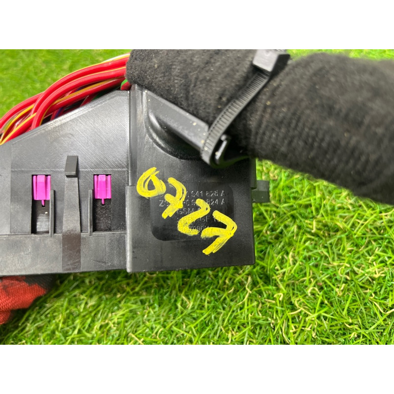 Блок предохранителей (электрика) PORSCHE CAYENNE 958 2012 4.8 7P0941828A