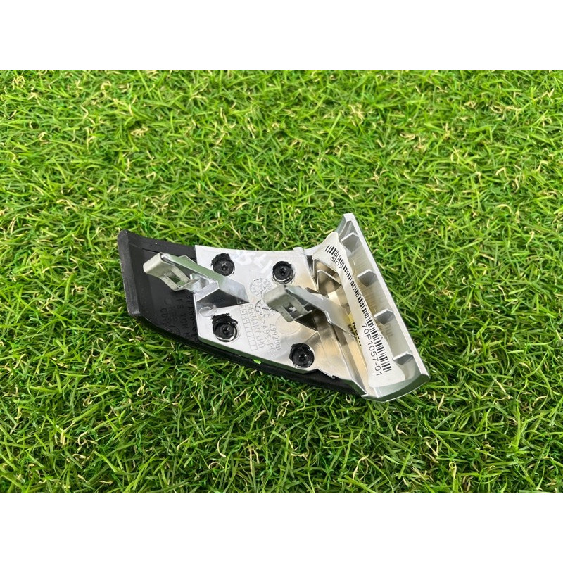 Декоративна накладка торпеди (салон) BMW X5 E70 2008 4.8 N62/TU 51456956842