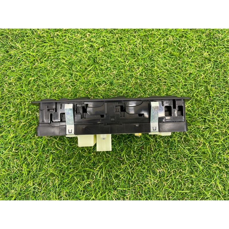 Блок кнопок стеклоподъемников (электрика / кнопки) Jeep Grand Cherokee WK2 2016 3.6 68289802AB