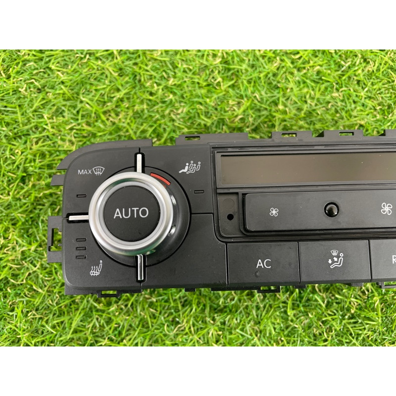 Блок управления климат-контролем (электрика / блоки управления) Volkswagen Touareg NF 2011 3.6 7P6907040AG