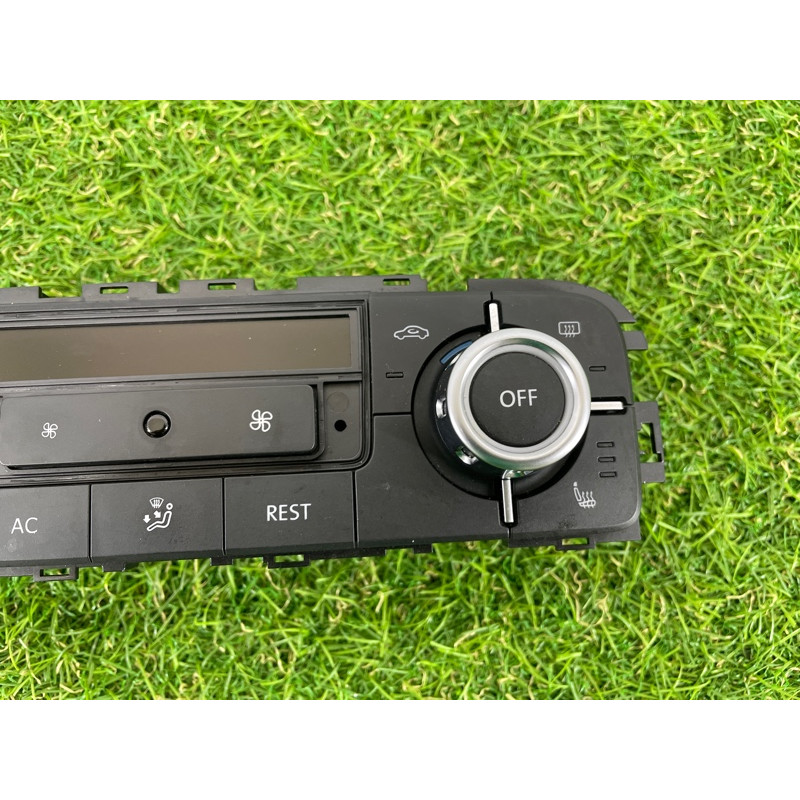 Блок управления климат-контролем (электрика / блоки управления) Volkswagen Touareg NF 2011 3.6 7P6907040AG