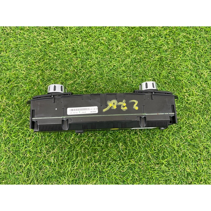 Блок управления климат-контролем (электрика / блоки управления) Volkswagen Touareg NF 2011 3.6 7P6907040AG