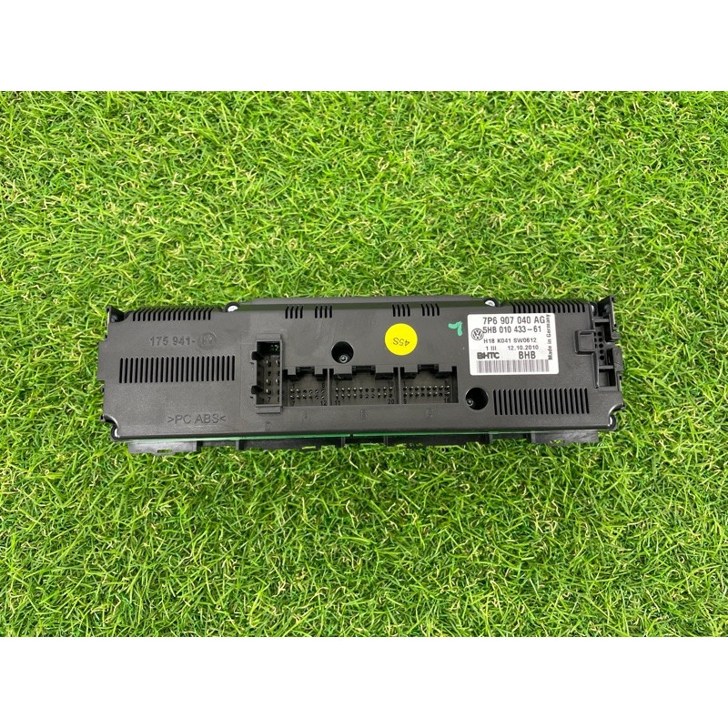 Блок управления климат-контролем (электрика / блоки управления) Volkswagen Touareg NF 2011 3.6 7P6907040AG