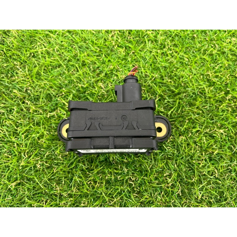 Датчик поперечного ускорения (ESP) (электрика / датчики) Volkswagen Touareg NF 2012 3.6 7P0907652