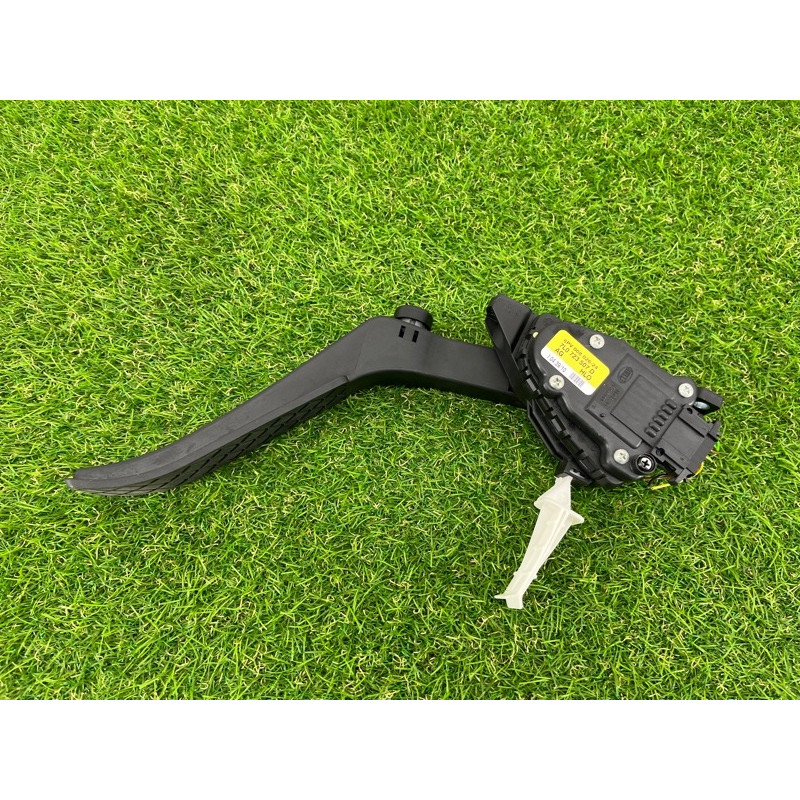 Педаль газа (электрика двигателя) Volkswagen Touareg NF 2011 3.6 7L0723507D