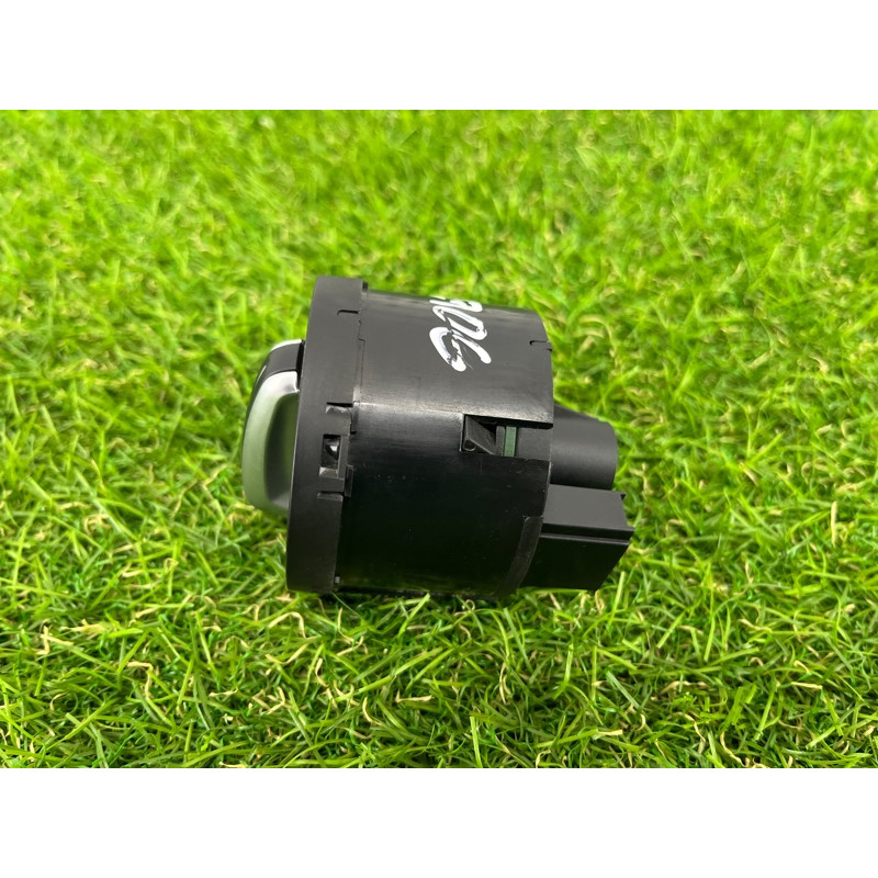 Переключатель света (электрика) Volkswagen Passat B7 2016 1.8 3C8941431GXSH