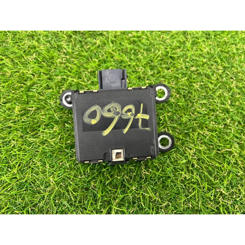 Дистроник (электрика / датчики) Volkswagen Passat B7 2016 1.8 561907561A