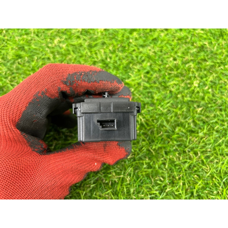 Блок бесключевого доступа (электрика / блок управления) BMW 4-series F32 2015 2.0 61359319081