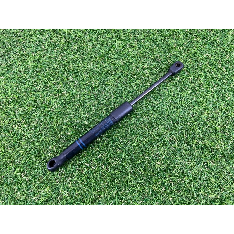 Амортизатор капота (кузов и элементы) BMW 4-series F32 2015 2.0 51237239233