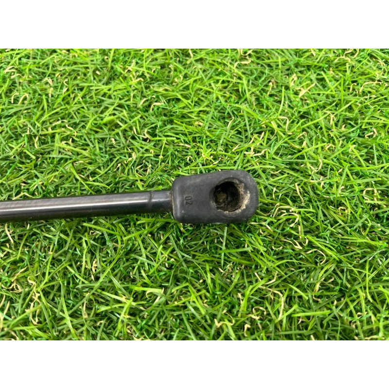 Амортизатор багажника (кузов и элементы) AUDI Q7 4L 2014 3.0 TFSi CTWB 4L0827552F