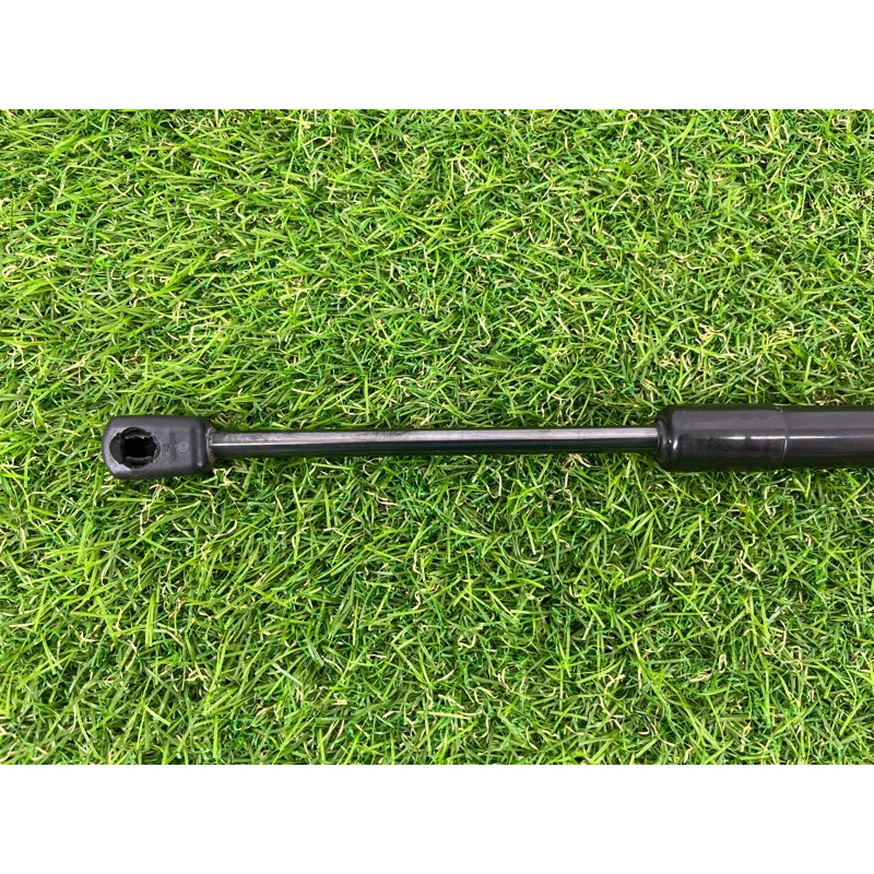 Амортизатор капота (кузов и элементы) AUDI A7 4G 2013 3.0 CGXB 4G8823359A