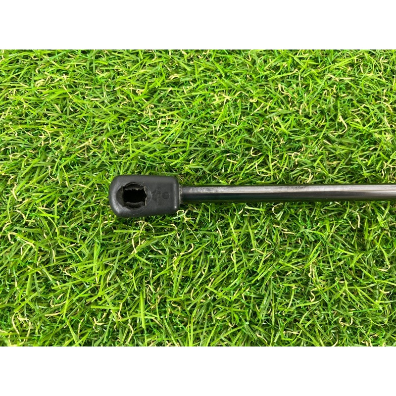 Амортизатор капота (кузов и элементы) AUDI A7 4G 2013 3.0 CGXB 4G8823359A