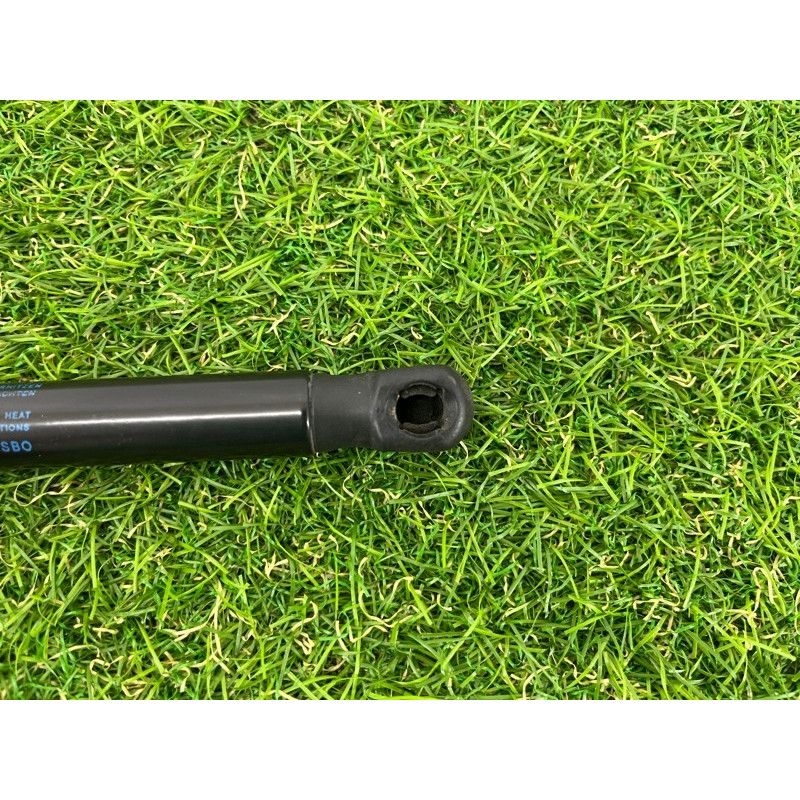 Амортизатор капота (кузов и элементы) AUDI A7 4G 2013 3.0 CGXB 4G8823359A