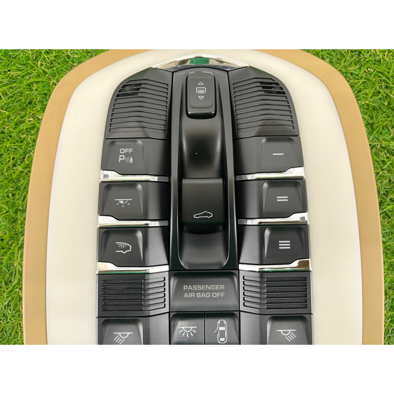 Салонний світильник (салон) PORSCHE CAYENNE 958 2012 4.8 95861395302