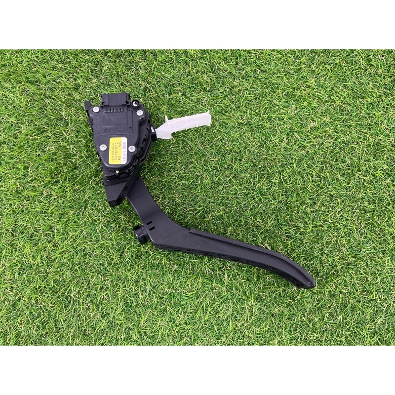 Педаль газа (электрика двигателя) AUDI Q7 4L 2014 3.0 TFSi CTWB 7L0723507D