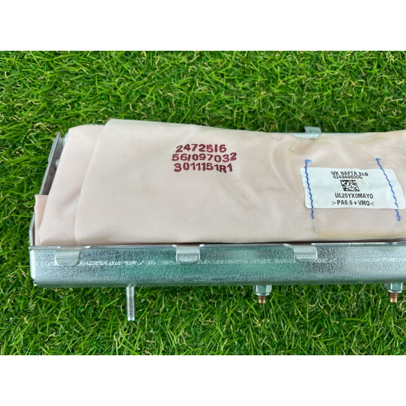 Airbag коленей (airbag / безопасность) Jeep Grand Cherokee WK2 2016 3.6 5SG32DX9AE