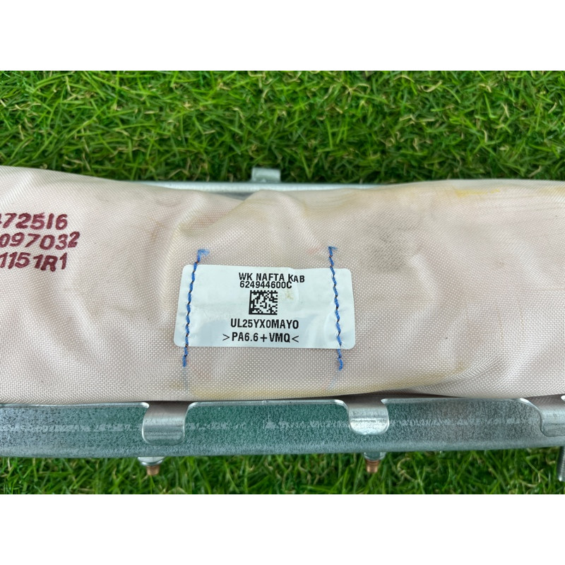 Airbag коленей (airbag / безопасность) Jeep Grand Cherokee WK2 2016 3.6 5SG32DX9AE