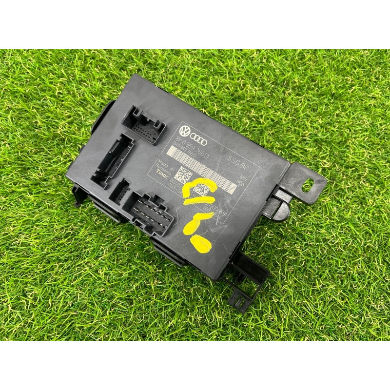 Блок управления сиденьем (электрика / блок управления) AUDI A4 B8 2012 2.0 TFSI 8K0959760D