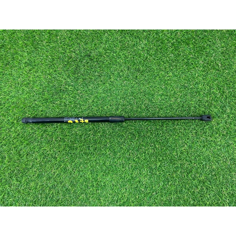 Амортизатор капота (кузов и элементы) PORSCHE CAYENNE 958 2013 3.6 95851135900