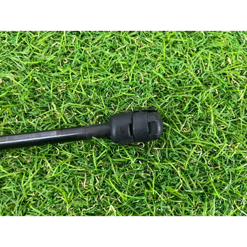 Амортизатор капота (кузов и элементы) PORSCHE CAYENNE 958 2013 3.6 95851135900