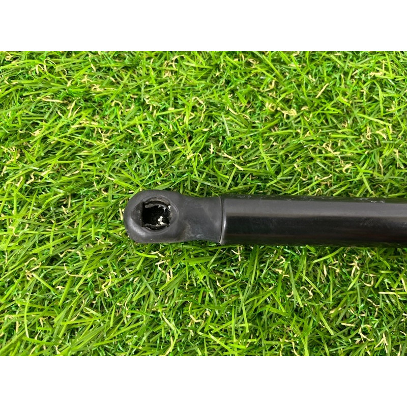 Амортизатор капота (кузов и элементы) PORSCHE CAYENNE 958 2013 3.6 95851135900