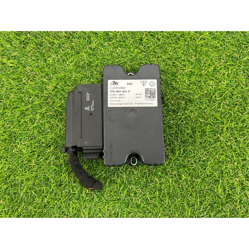 Блок управления стояночным тормозом (электрика / блоки управления) Volkswagen Touareg NF 2012 3.0 7P0907801F