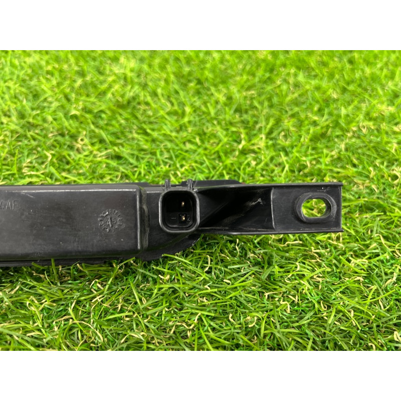 Повторитель стоп сигнала (оптика) Jeep Grand Cherokee WK2 2016 3.6 5303754AF